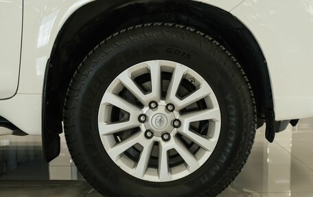 Toyota Land Cruiser Prado 150 рестайлинг 2, 2014 год, 3 103 000 рублей, 30 фотография