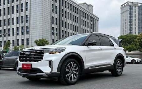 Ford Explorer VI, 2023 год, 5 503 000 рублей, 2 фотография