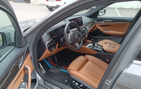 BMW 5 серия, 2021 год, 4 950 000 рублей, 13 фотография