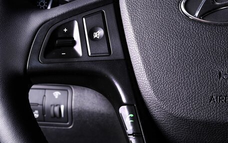 Hyundai Solaris II рестайлинг, 2015 год, 1 050 000 рублей, 13 фотография