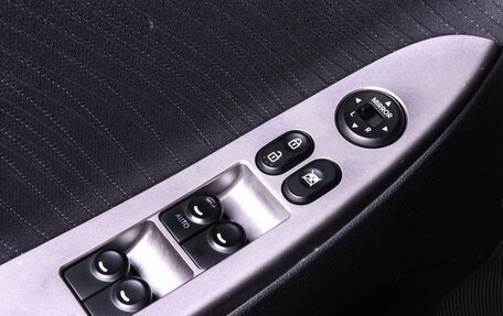 Hyundai Solaris II рестайлинг, 2015 год, 1 050 000 рублей, 18 фотография