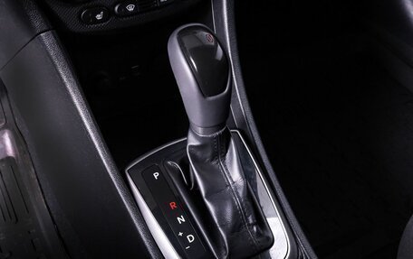 Hyundai Solaris II рестайлинг, 2015 год, 1 050 000 рублей, 17 фотография