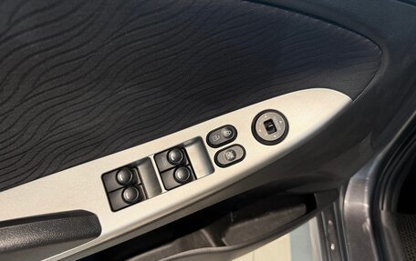 Hyundai Solaris II рестайлинг, 2014 год, 890 000 рублей, 10 фотография