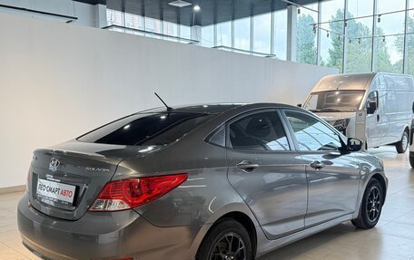 Hyundai Solaris II рестайлинг, 2014 год, 890 000 рублей, 5 фотография
