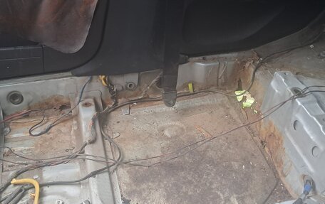 Mitsubishi Carisma I, 2000 год, 100 000 рублей, 11 фотография