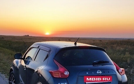 Nissan Juke II, 2011 год, 750 000 рублей, 2 фотография