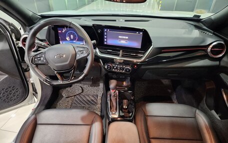 Chevrolet Trax, 2023 год, 1 350 000 рублей, 7 фотография
