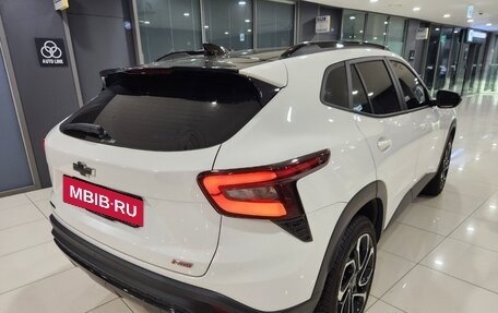 Chevrolet Trax, 2023 год, 1 350 000 рублей, 2 фотография