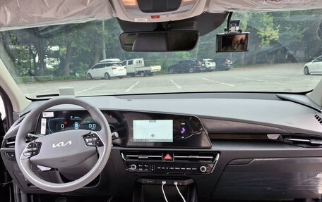 KIA Niro, 2023 год, 1 610 000 рублей, 13 фотография