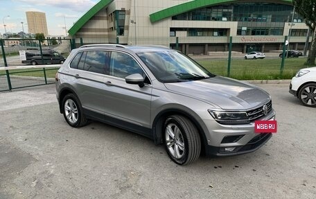 Volkswagen Tiguan II, 2019 год, 2 750 000 рублей, 3 фотография