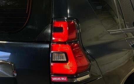 Toyota Land Cruiser Prado 150 рестайлинг 2, 2010 год, 2 300 000 рублей, 8 фотография
