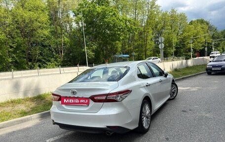 Toyota Camry, 2020 год, 2 780 000 рублей, 2 фотография