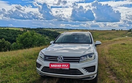 Volkswagen Touareg III, 2014 год, 3 300 000 рублей, 1 фотография