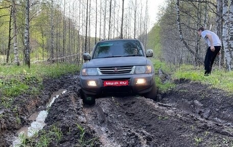 Mitsubishi Pajero III рестайлинг, 2000 год, 1 000 000 рублей, 1 фотография
