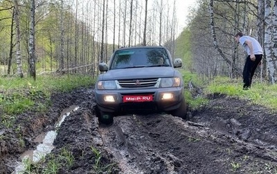 Mitsubishi Pajero III рестайлинг, 2000 год, 1 000 000 рублей, 1 фотография
