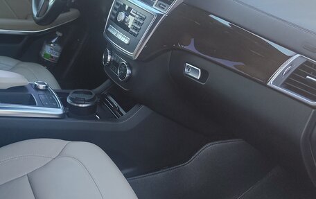 Mercedes-Benz GL-Класс, 2014 год, 3 400 000 рублей, 34 фотография