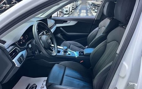 Audi A4, 2021 год, 1 993 000 рублей, 9 фотография