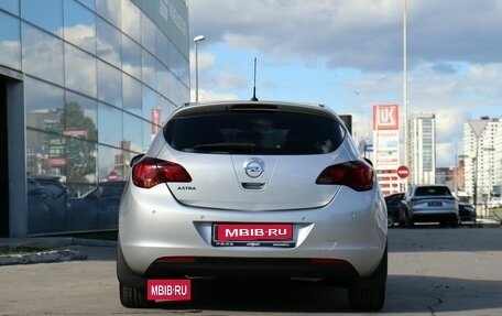 Opel Astra J, 2011 год, 675 000 рублей, 6 фотография
