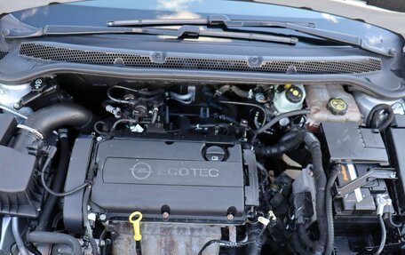Opel Astra J, 2011 год, 675 000 рублей, 17 фотография