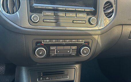 Volkswagen Tiguan I, 2012 год, 920 000 рублей, 6 фотография