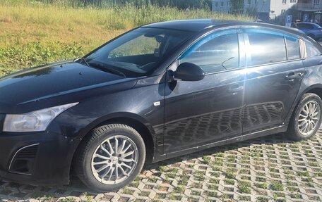 Chevrolet Cruze II, 2012 год, 530 000 рублей, 3 фотография