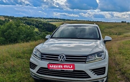 Volkswagen Touareg III, 2014 год, 3 300 000 рублей, 3 фотография