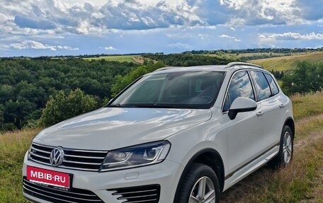 Volkswagen Touareg III, 2014 год, 3 300 000 рублей, 4 фотография