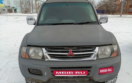 Mitsubishi Pajero III рестайлинг, 2000 год, 1 000 000 рублей, 11 фотография