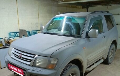Mitsubishi Pajero III рестайлинг, 2000 год, 1 000 000 рублей, 12 фотография