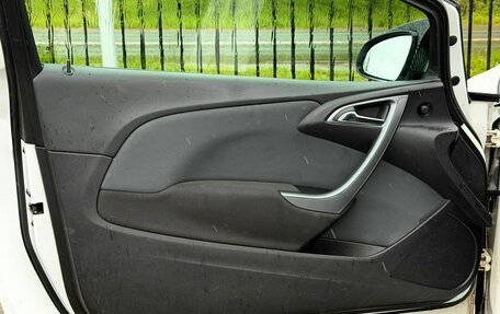 Opel Astra J, 2013 год, 899 000 рублей, 15 фотография
