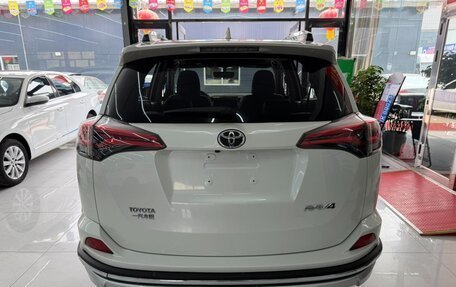 Toyota RAV4, 2016 год, 1 770 000 рублей, 5 фотография