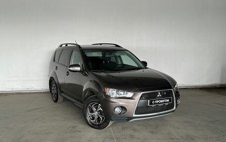 Mitsubishi Outlander III рестайлинг 3, 2011 год, 1 130 000 рублей, 3 фотография