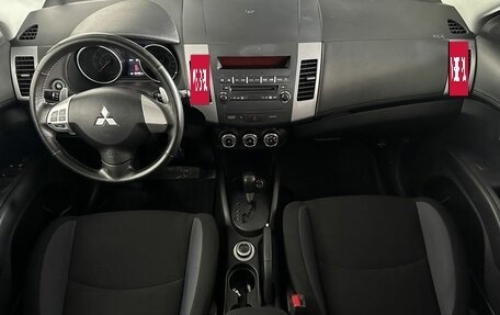 Mitsubishi Outlander III рестайлинг 3, 2011 год, 1 130 000 рублей, 11 фотография