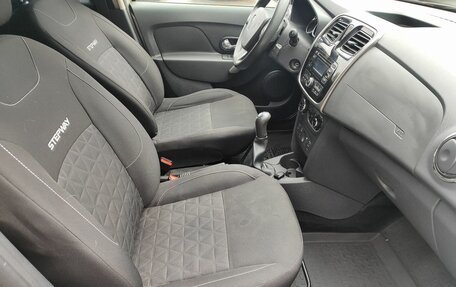 Renault Sandero II рестайлинг, 2016 год, 849 000 рублей, 8 фотография