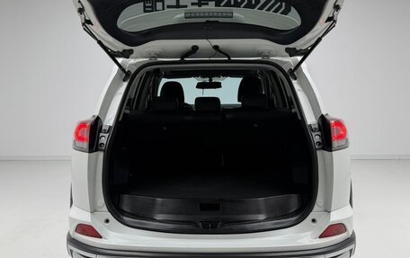 Toyota RAV4, 2016 год, 1 780 000 рублей, 10 фотография