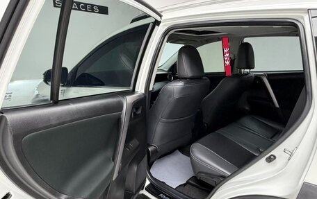 Toyota RAV4, 2016 год, 1 780 000 рублей, 11 фотография