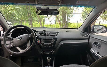 KIA Rio III рестайлинг, 2013 год, 900 000 рублей, 5 фотография