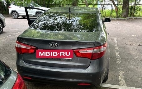 KIA Rio III рестайлинг, 2013 год, 900 000 рублей, 4 фотография
