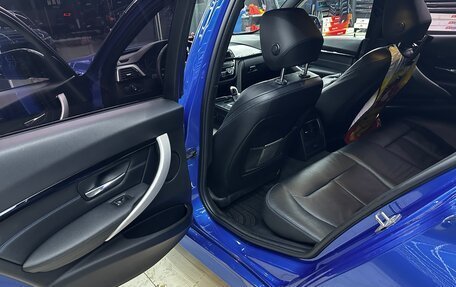 BMW 3 серия, 2018 год, 2 650 000 рублей, 11 фотография