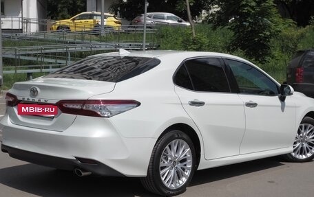 Toyota Camry, 2020 год, 2 975 000 рублей, 4 фотография