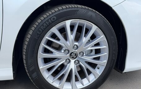 Toyota Camry, 2020 год, 2 975 000 рублей, 10 фотография