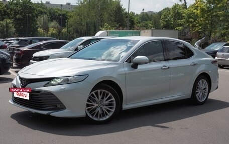 Toyota Camry, 2020 год, 2 975 000 рублей, 8 фотография