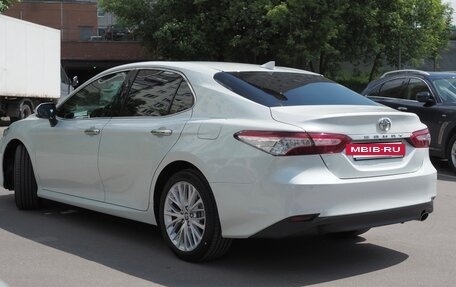 Toyota Camry, 2020 год, 2 975 000 рублей, 6 фотография