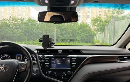 Toyota Camry, 2019 год, 2 750 000 рублей, 11 фотография