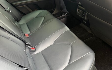 Toyota Camry, 2019 год, 2 750 000 рублей, 13 фотография