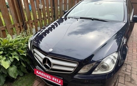 Mercedes-Benz E-Класс, 2011 год, 1 200 000 рублей, 4 фотография