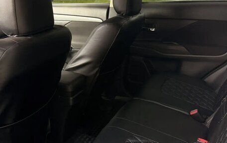 Mitsubishi Outlander III рестайлинг 3, 2012 год, 1 380 000 рублей, 9 фотография