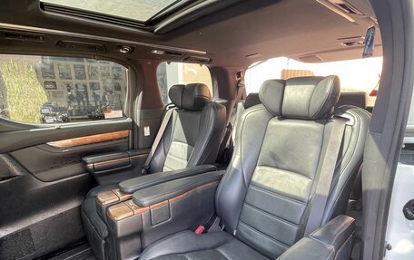 Toyota Alphard III, 2015 год, 2 950 000 рублей, 4 фотография