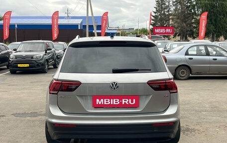 Volkswagen Tiguan II, 2017 год, 2 250 000 рублей, 6 фотография