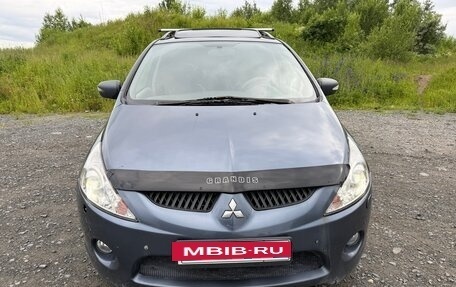 Mitsubishi Grandis, 2005 год, 570 000 рублей, 3 фотография